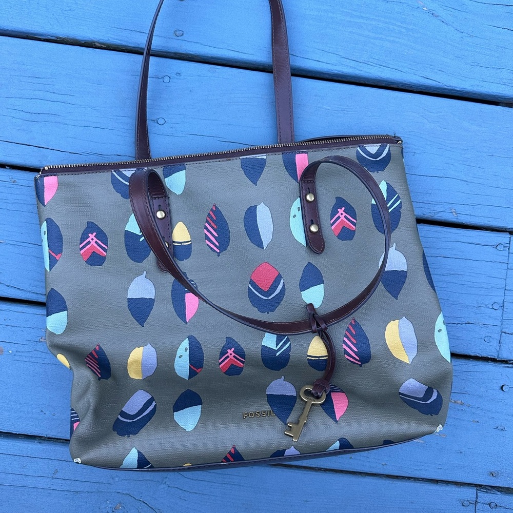 Fossil Key Feather Print Coated Canvas Tote Bag - image 1